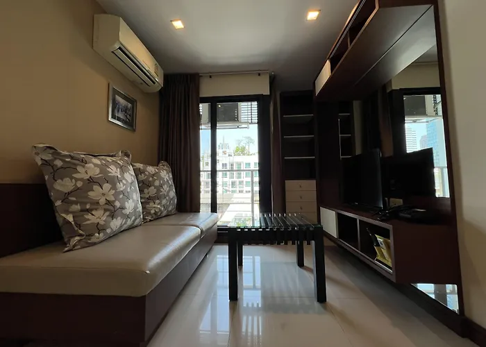 Silom Forest Exclusive מלון בנגקוק